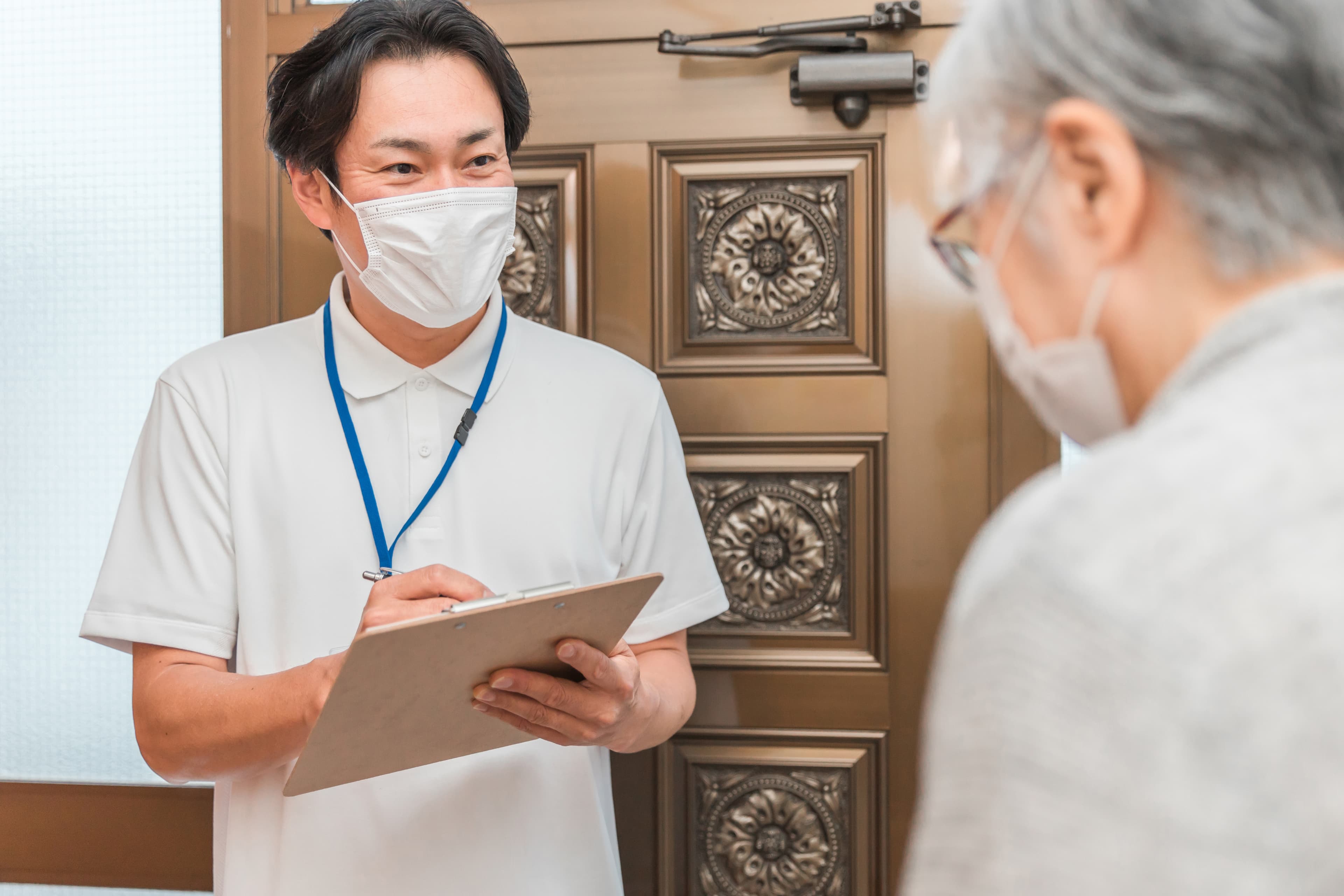 訪問診療:ご自宅での診療の様子